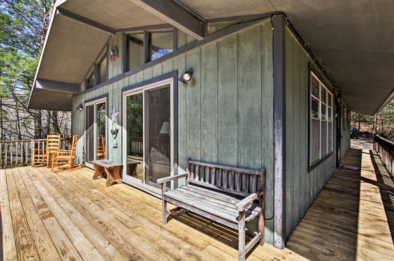 Quiet Cabin With Mountain Views About 3 Mi To Гетлинбург Екстериор снимка